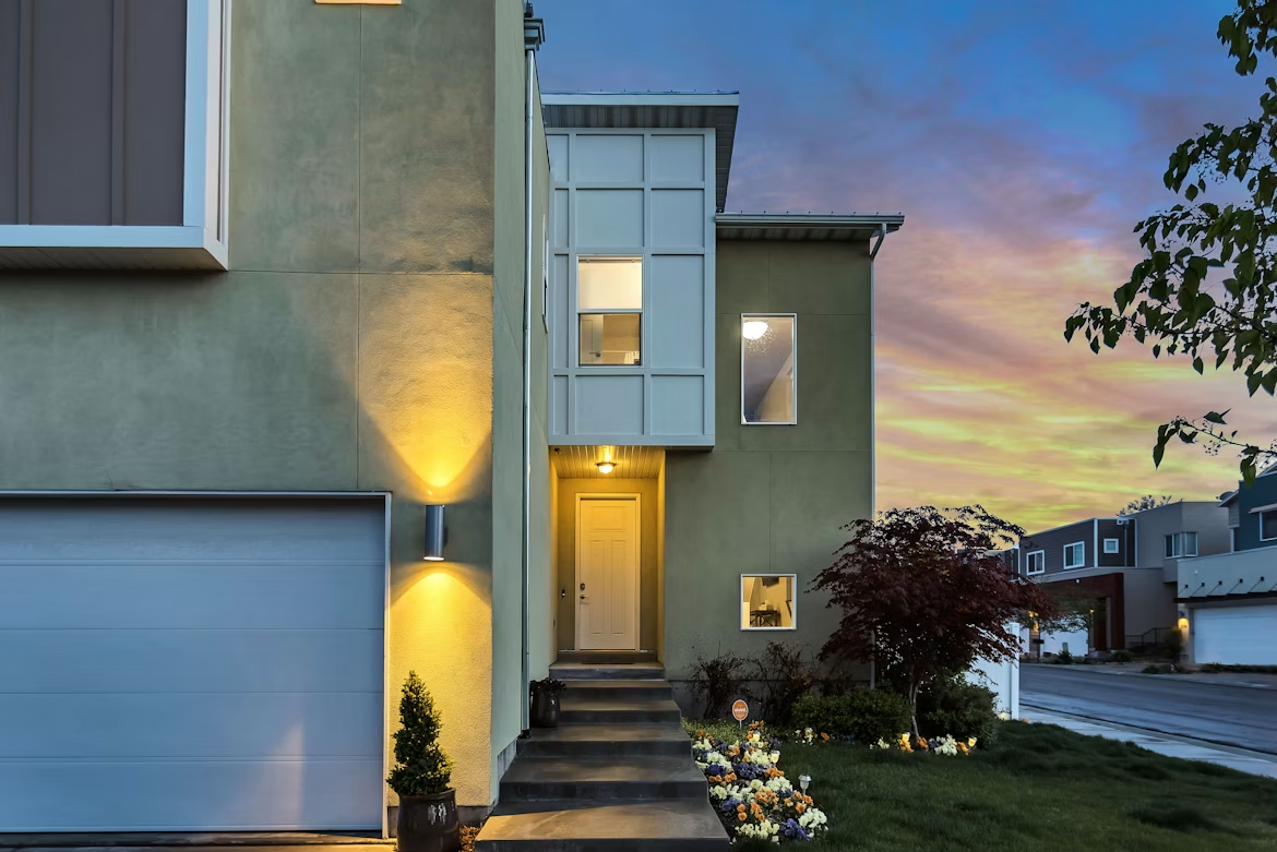 Lakeview Residency